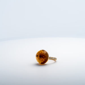 Bague Asteria Or Jaune 18K Citrine Pavée de 14 diamant Diamant de 2.0 mm pour env. 0.42ct