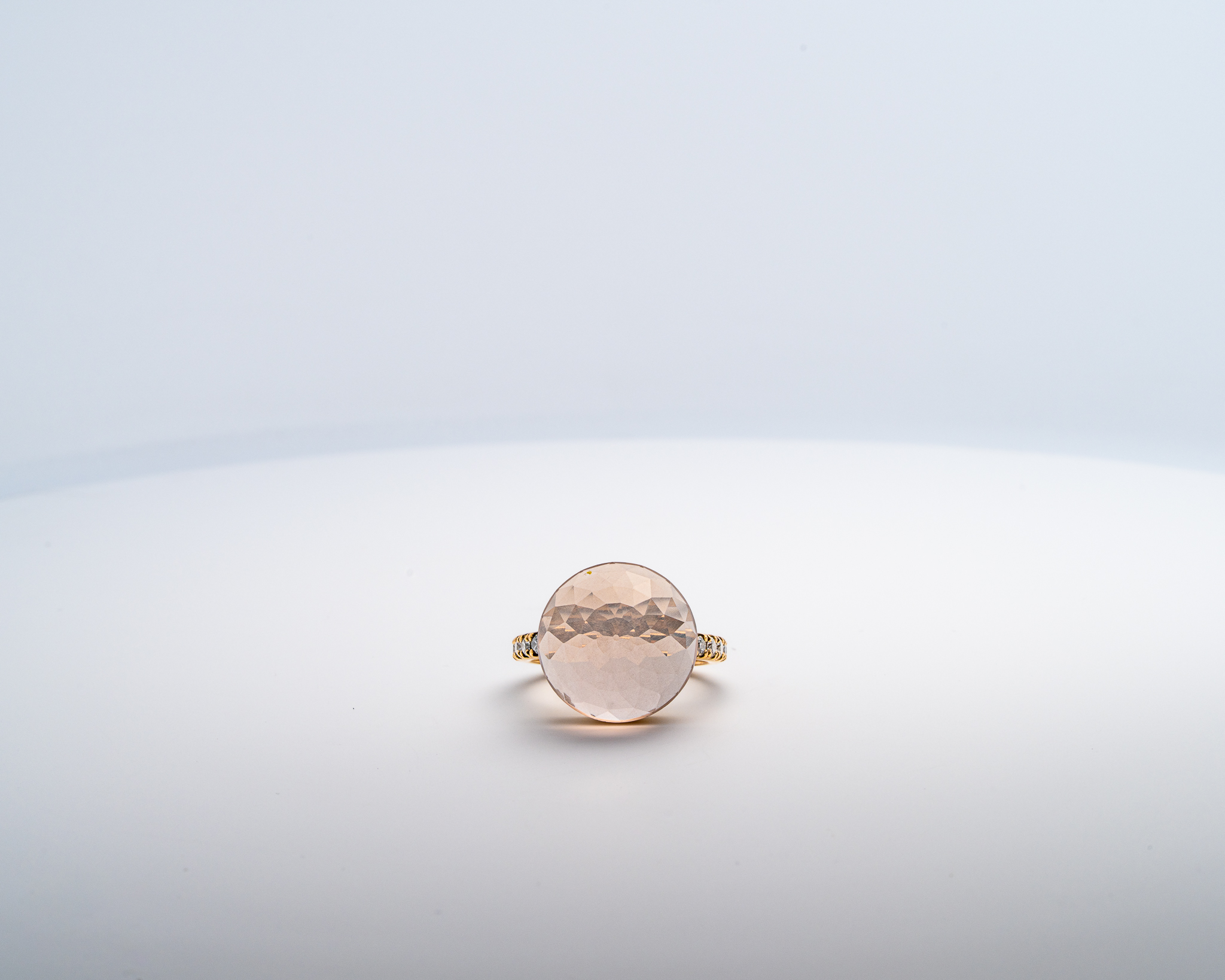 Bague Asteria Or Jaune Quartz Rose 18K Pavée de 14 diamant Diamant de 2.0 mm pour env. 0.42ct – Image 2