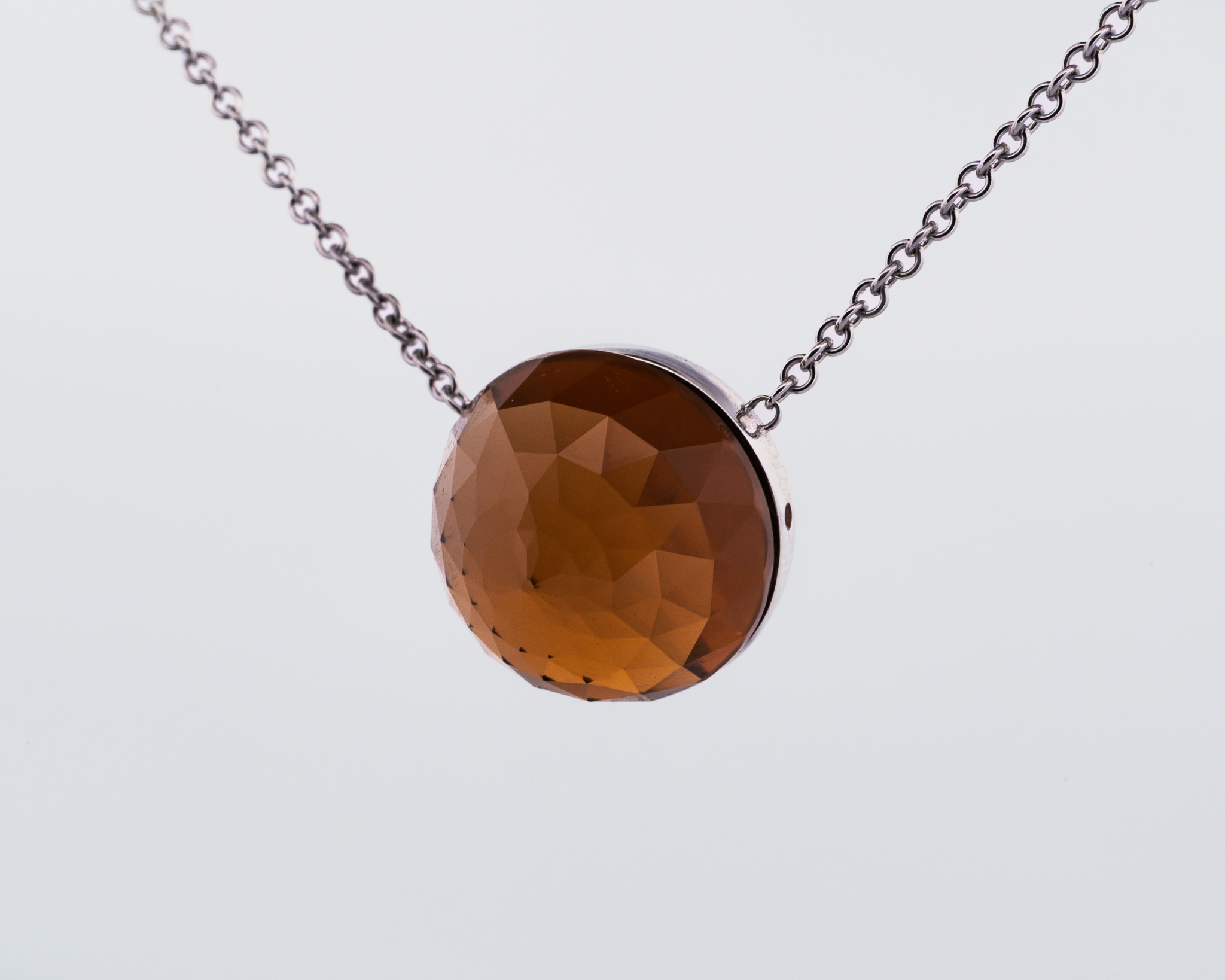 Pendentif Asteria – Or Blanc & Citrine
