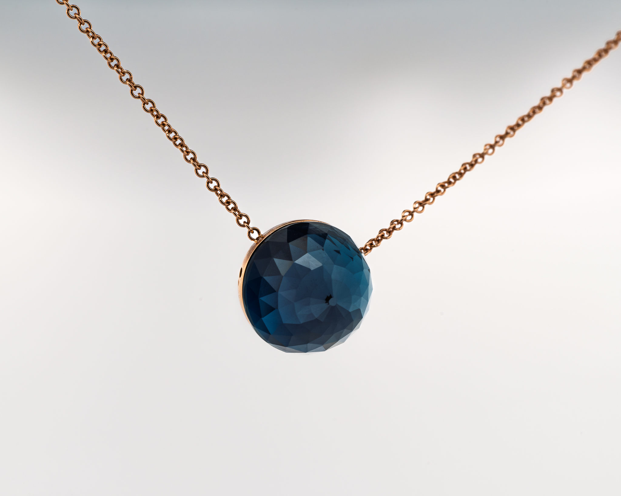 Pendentif Asteria – Or Rose & Topaze London Blue – Image 3